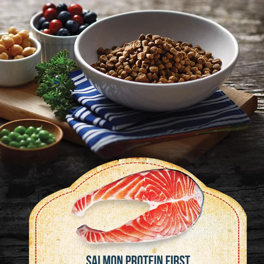 New Fussie Cat Market Fresh Salmon Recipe Grain-Free Dry Cat Food, 4-lb