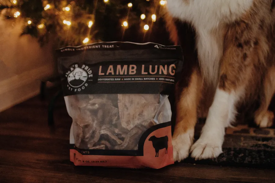 Discount Oma's Pride Beef Lung Dog & Cat Treats, 2-oz